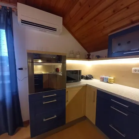 Spacious Countryside Flat - 25 Minutes From Ljubljana