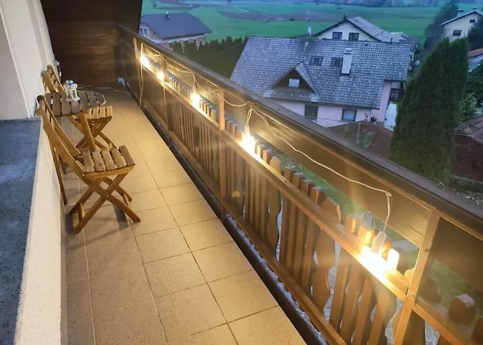 Spacious Countryside Flat - 25 Minutes From Ljubljana *